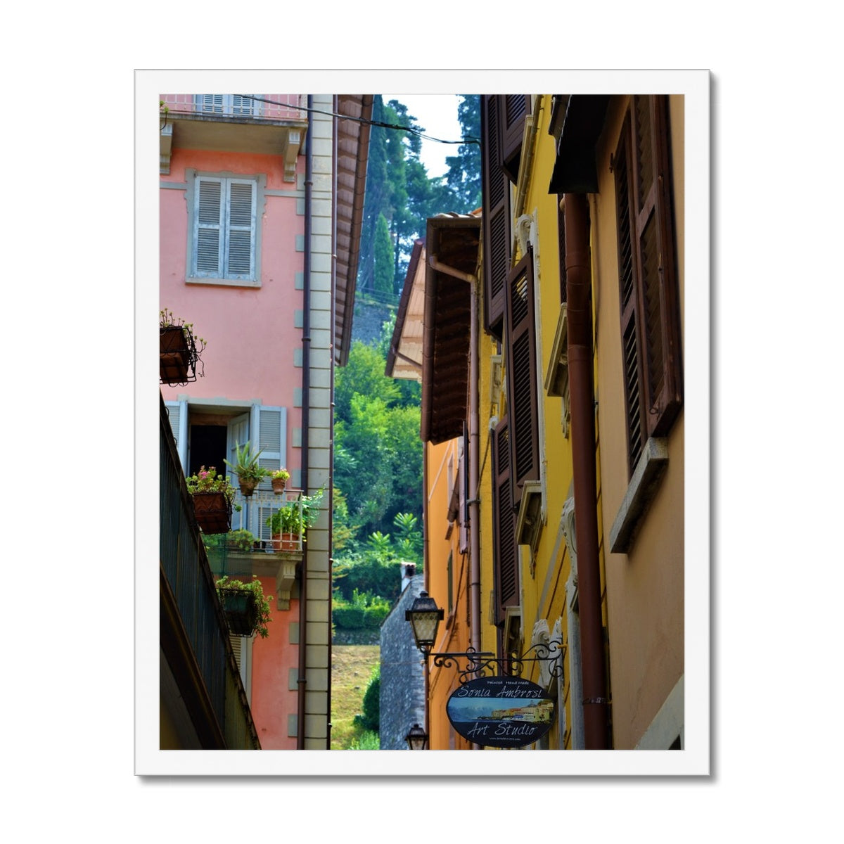 Streets: Como, Italy Framed Print