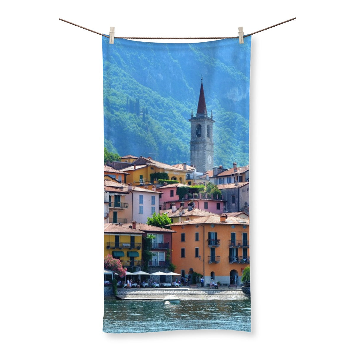 Streets: Lake Como, Italy Towel